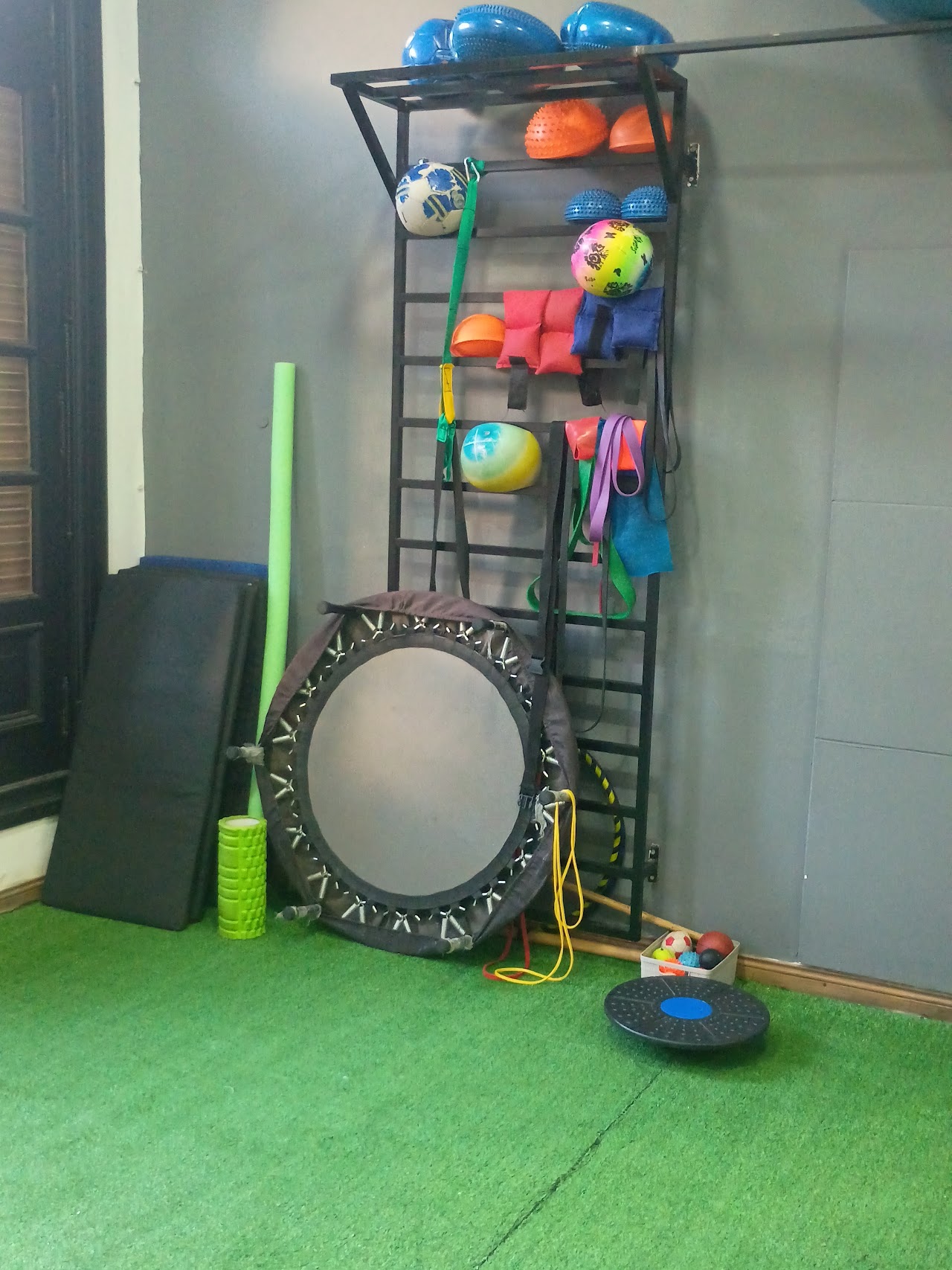 Instalaciones de Kinesiología Español en Paraná